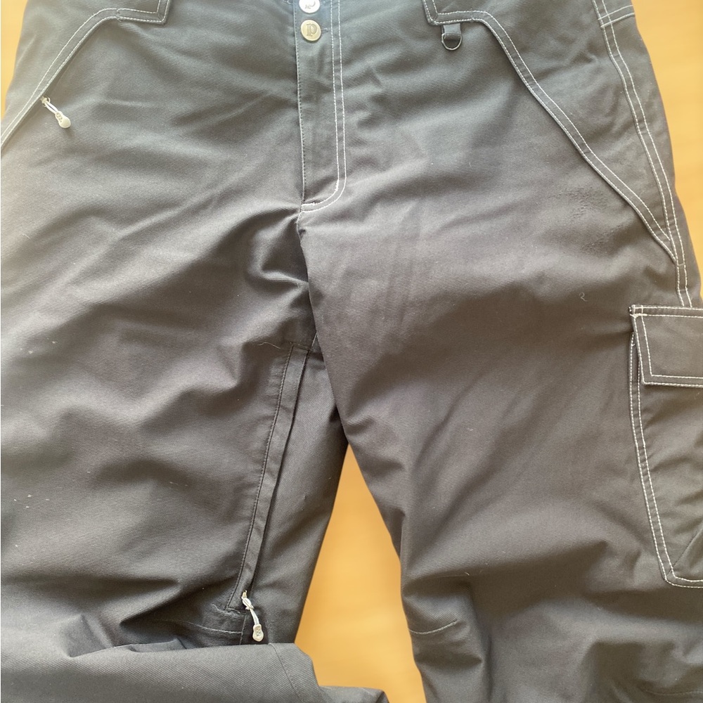 Women’s Black Patagonia Ski Pants